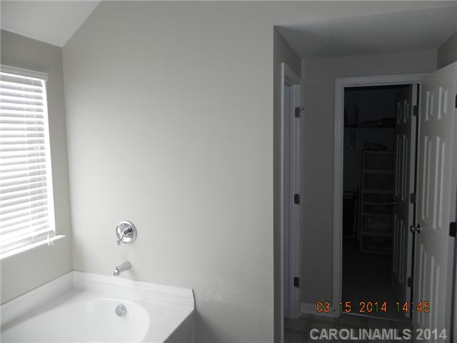 2013 Kingstree Dr, Monroe, NC 28112 photo 9