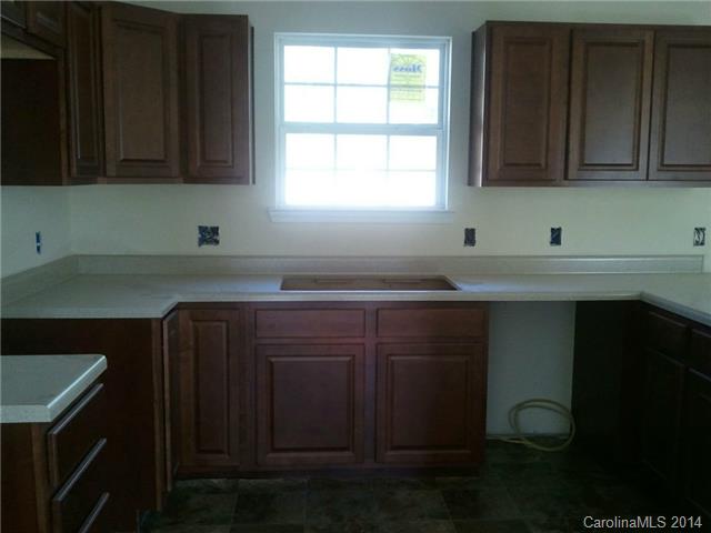 3029 Georgetown Rd, Lancaster, SC 29720 photo 4