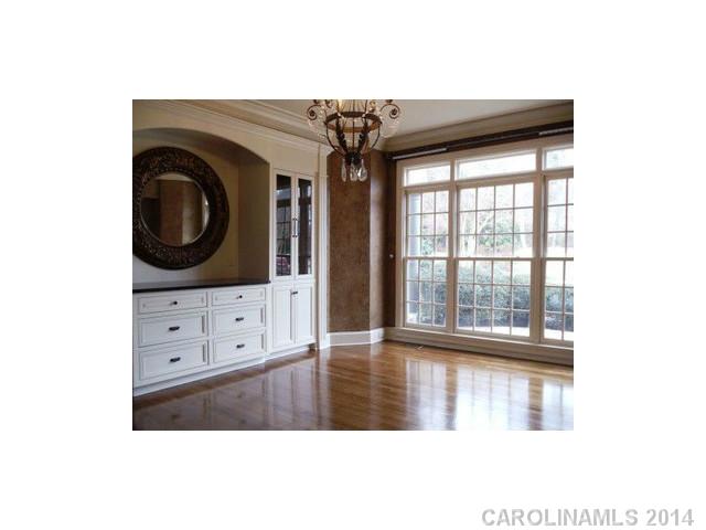 706 Eagle Point Ct, Matthews, NC 28104 photo 11