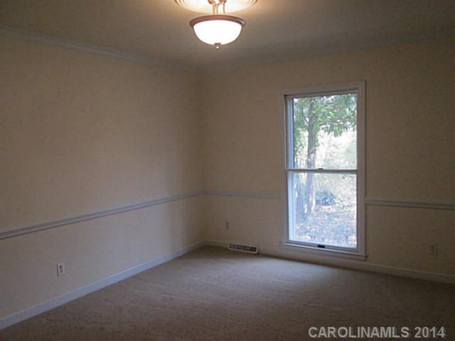 1623 Piccadilly Dr, Charlotte, NC 28211 photo 5