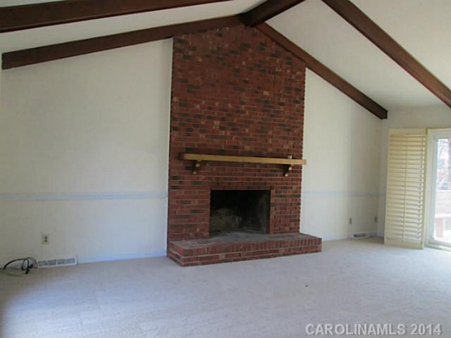 1623 Piccadilly Dr, Charlotte, NC 28211 photo 2