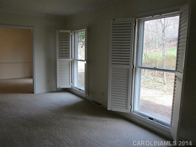1623 Piccadilly Dr, Charlotte, NC 28211 photo 8