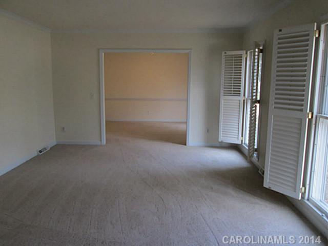 1623 Piccadilly Dr, Charlotte, NC 28211 photo 7