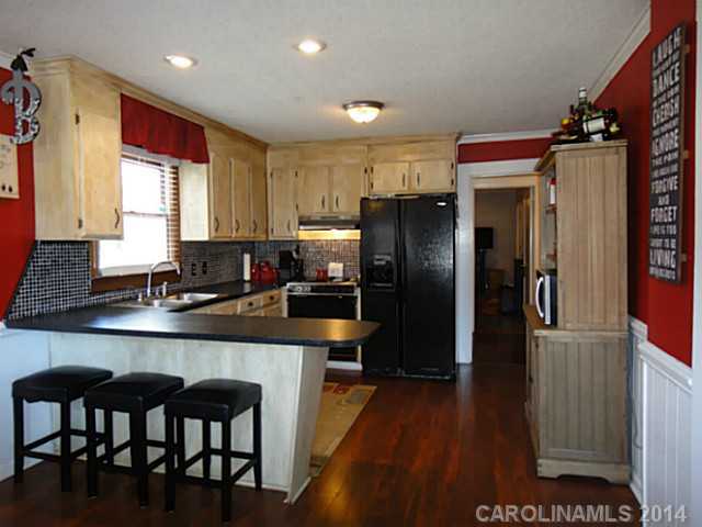 103 Maple St, Locust, NC 28097 photo 5