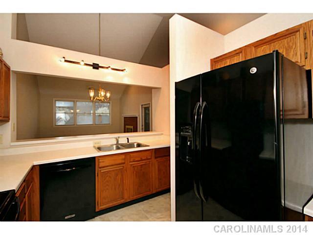 19934 Oak Leaf Cir #25, Cornelius, NC 28031 photo 6