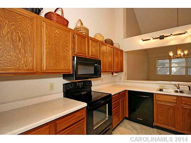 19934 Oak Leaf Cir #25, Cornelius, NC 28031 photo 5