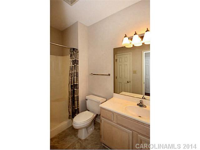 19934 Oak Leaf Cir #25, Cornelius, NC 28031 photo 10