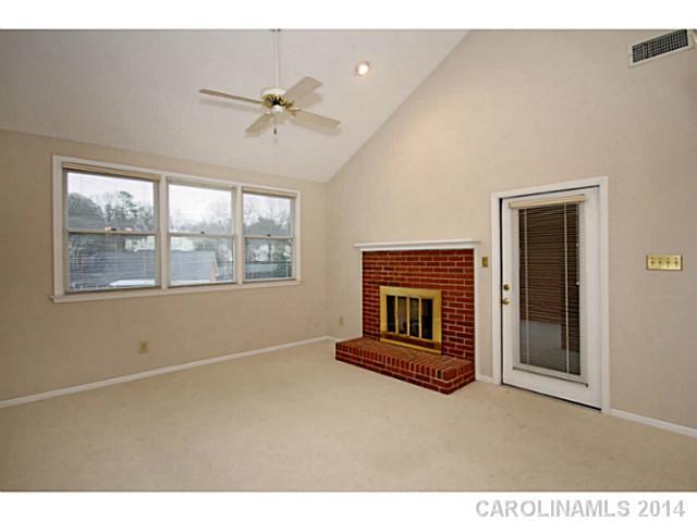 19934 Oak Leaf Cir #25, Cornelius, NC 28031 photo 3