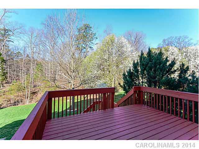 413 Clairview Ln, Matthews, NC 28105 photo 14