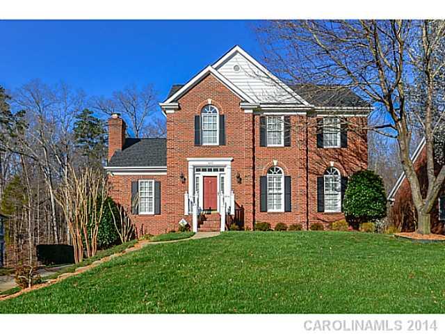 413 Clairview Ln, Matthews, NC 28105 photo 1