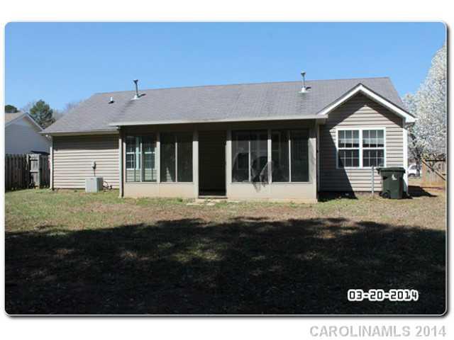 1612 Mackenzie Ln, Monroe, NC 28110 photo 2