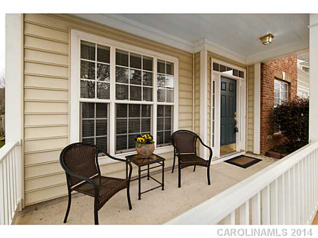 20730 Waters Edge Ct, Cornelius, NC 28031 photo 2