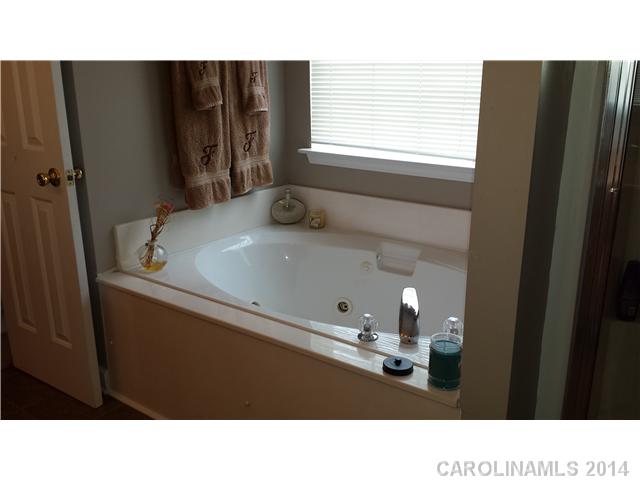 3008 Abingdon Ave, Monroe, NC 28110 photo 11