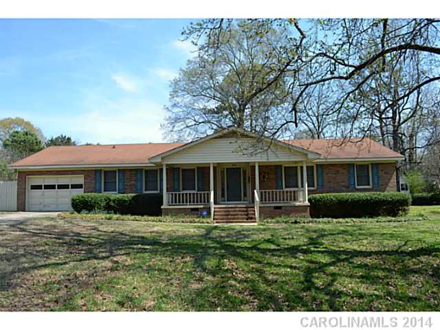 401 Brookgreen Dr, Monroe, NC 28112 photo 1