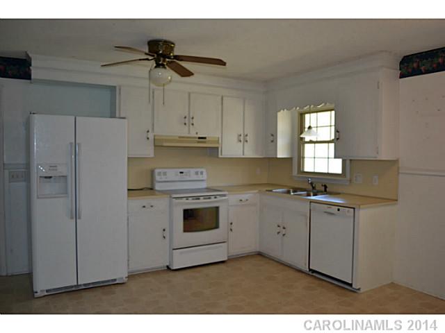 401 Brookgreen Dr, Monroe, NC 28112 photo 3