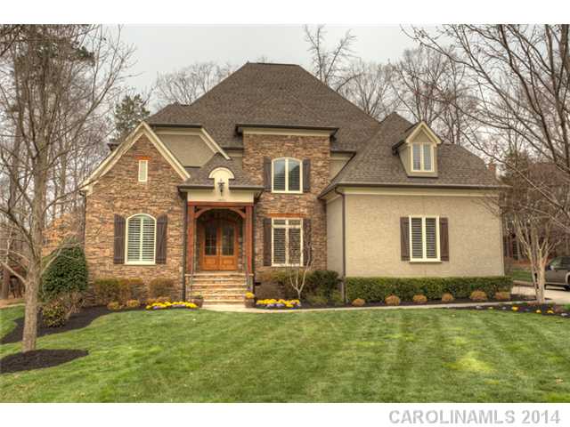 18623 Silent Falls Cv, Davidson, NC 28036 photo 1