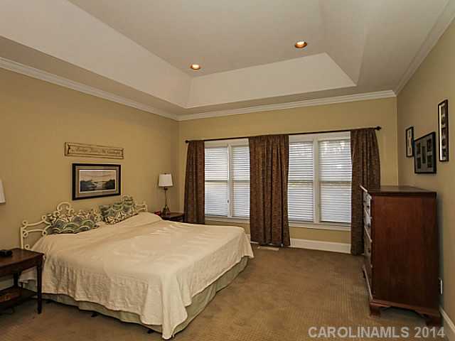 18909 Riverwind Ln, Davidson, NC 28036 photo 7