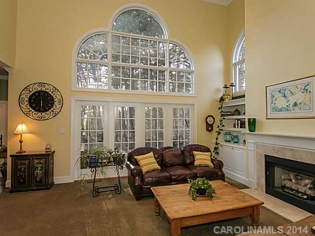 18909 Riverwind Ln, Davidson, NC 28036 photo 4