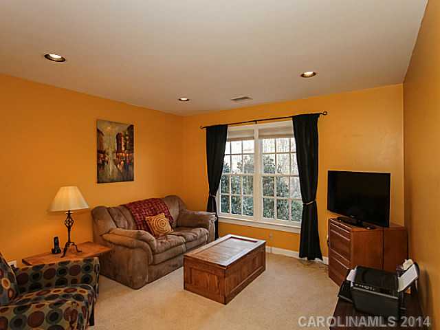 18909 Riverwind Ln, Davidson, NC 28036 photo 13