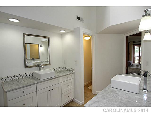 20101 Riverchase Dr, Cornelius, NC 28031 photo 13
