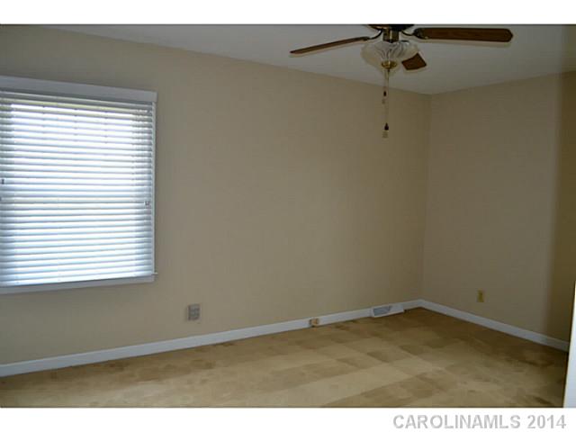 20930 Lakeview Cir, Cornelius, NC 28031 photo 10