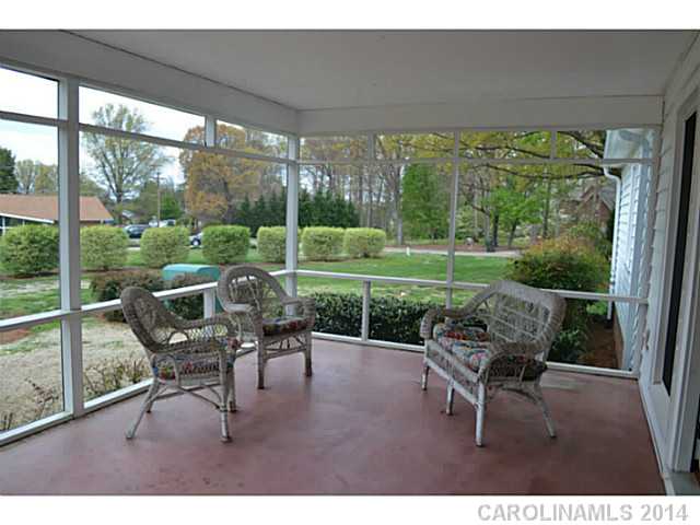 20930 Lakeview Cir, Cornelius, NC 28031 photo 13