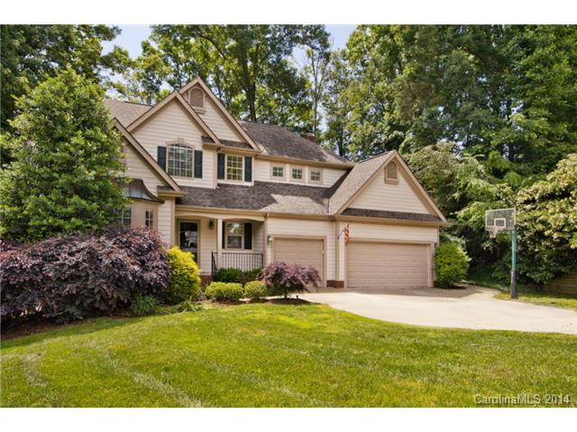 21620 Scottcrest Cir, Cornelius, NC 28031 photo 2
