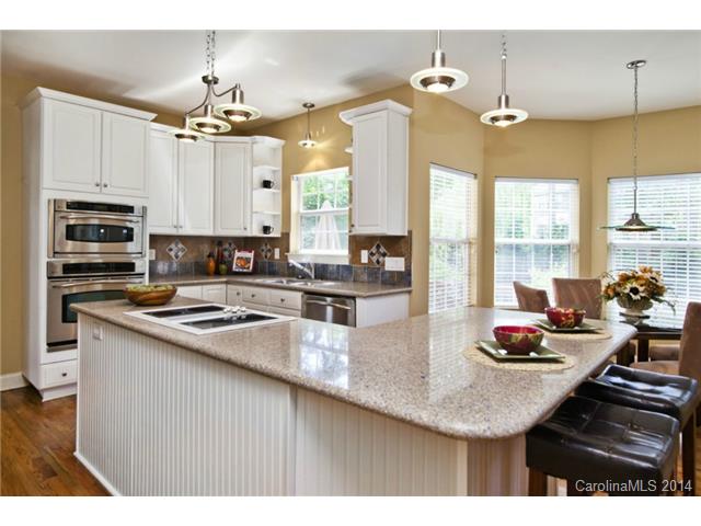 21620 Scottcrest Cir, Cornelius, NC 28031 photo 5
