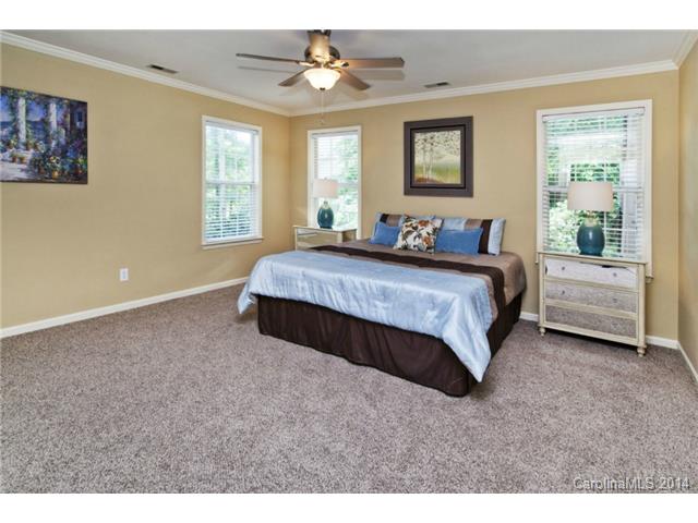 21620 Scottcrest Cir, Cornelius, NC 28031 photo 11