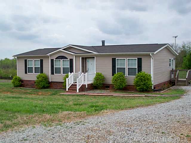 132 Redmon Rd, Harmony, NC 28634 photo 1
