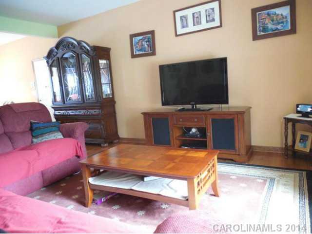 197 Ashford Dr, Olin, NC 28660 photo 12