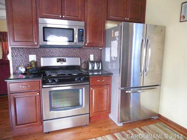 197 Ashford Dr, Olin, NC 28660 photo 3