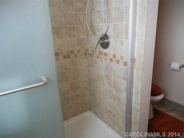 197 Ashford Dr, Olin, NC 28660 photo 14