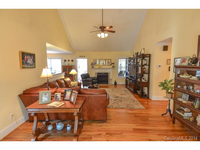 206 Maye St, Wingate, NC 28174 photo 6