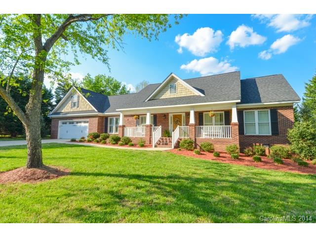 206 Maye St, Wingate, NC 28174 photo 2