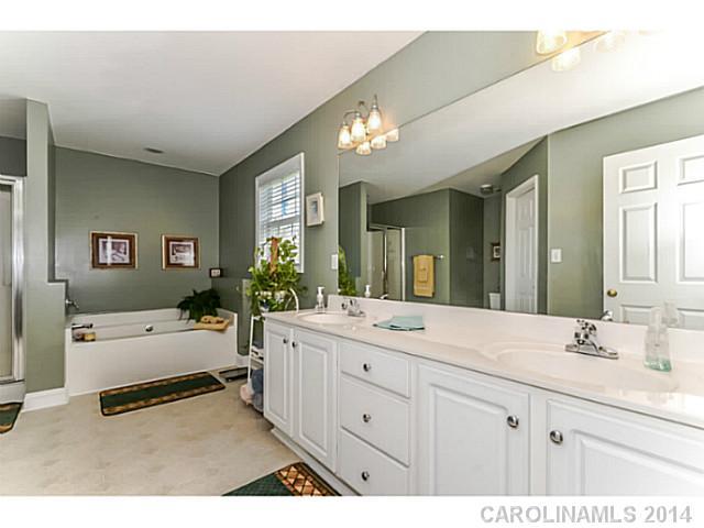 1609 Battle Ln, Monroe, NC 28110 photo 8