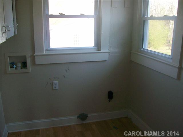 900 Atom Dr, Albemarle, NC 28001 photo 4