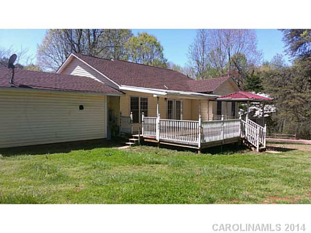 304 Mel Ln, Crouse, NC 28033 photo 2