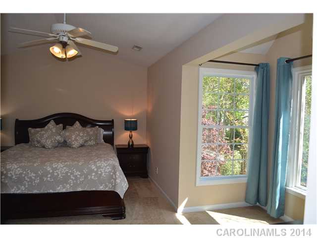 8528 Forest Shadow Cir, Cornelius, NC 28031 photo 11