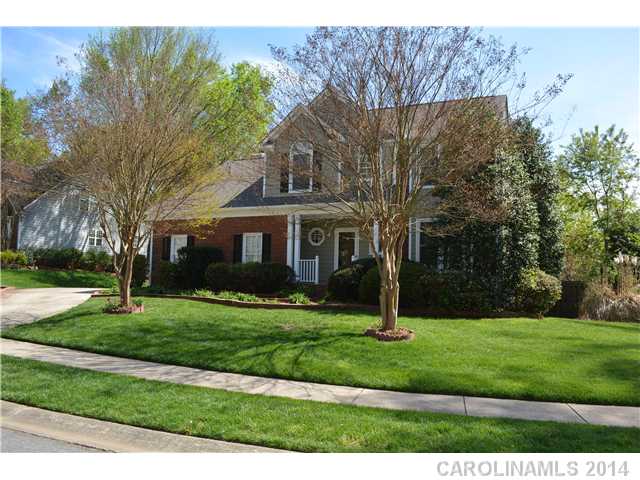 8528 Forest Shadow Cir, Cornelius, NC 28031 photo 1
