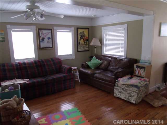 21116 Cornelius St, Cornelius, NC 28031 photo 2