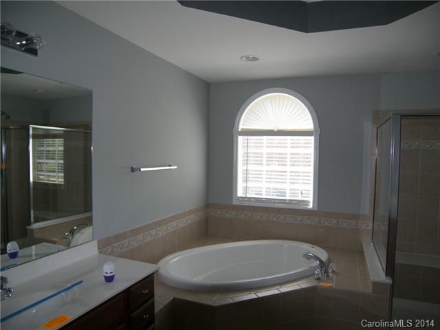 8143 Castlestone Dr, Charlotte, NC 28227 photo 16