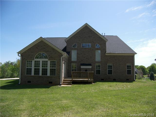 8143 Castlestone Dr, Charlotte, NC 28227 photo 2