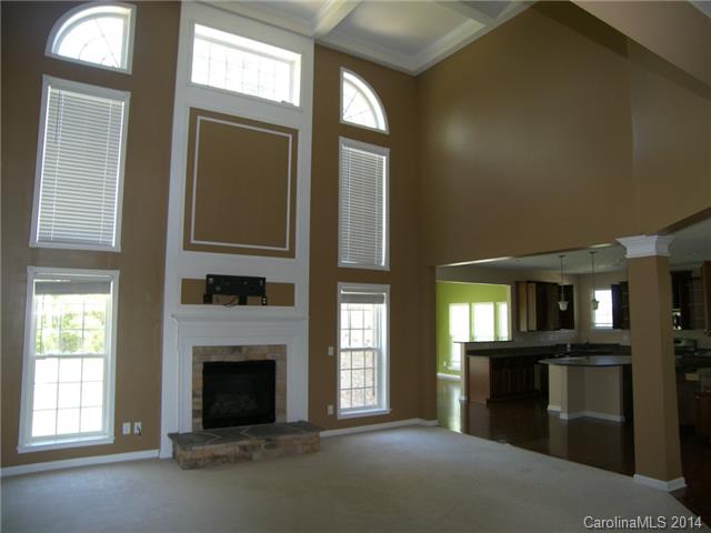 8143 Castlestone Dr, Charlotte, NC 28227 photo 4