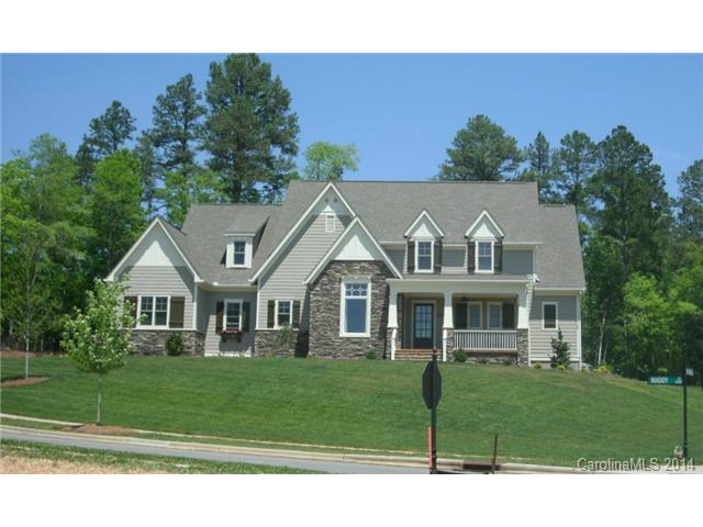 18111 Bear Track Dr, Davidson, NC 28036 photo 1