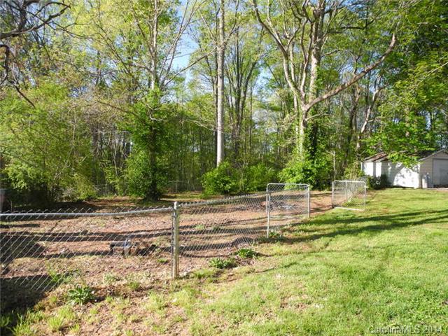 617 Blacksnake Rd, Stanley, NC 28164 photo 5