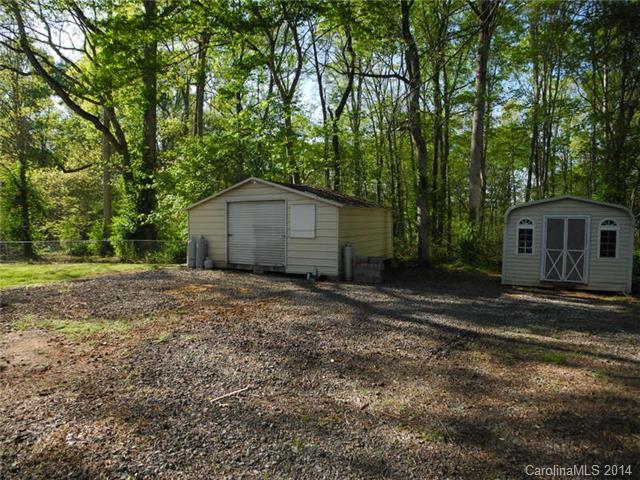 617 Blacksnake Rd, Stanley, NC 28164 photo 6