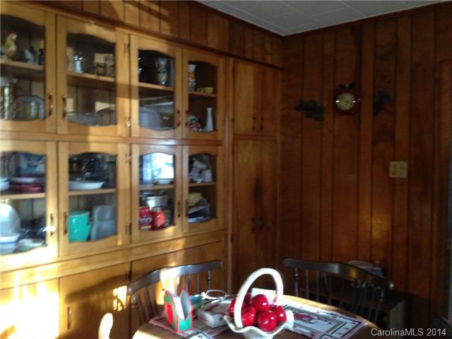 604 E Chestnut St, Stanley, NC 28164 photo 5
