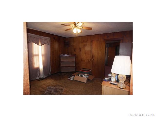 16 Central Ave, Granite Falls, NC 28630 photo 4