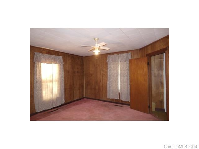 16 Central Ave, Granite Falls, NC 28630 photo 7